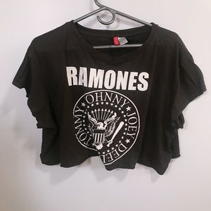 H&M RAMONES CROP LOOSE TEE